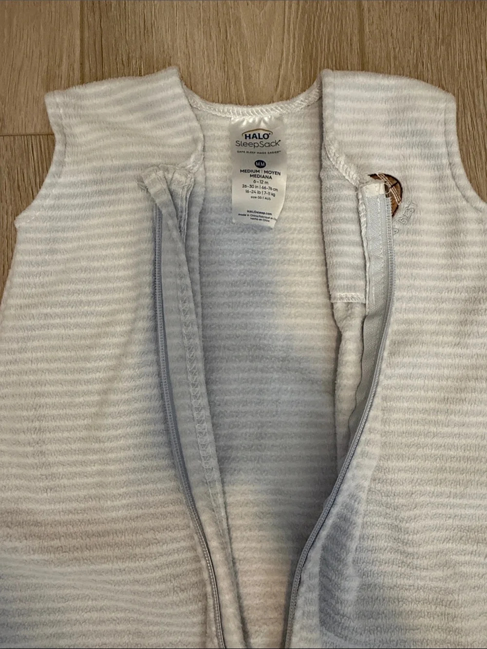 Halo Size M Baby Sleeveless Wearable Blanket in White and Light Gray Stripe